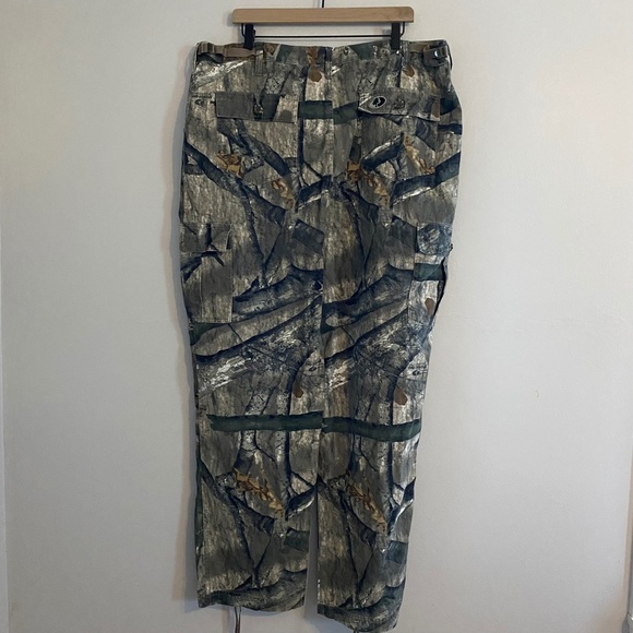 Mossy Oak Explorer Midweight Cargo Pant Camouflage, Size XL. - Picture 2 of 6